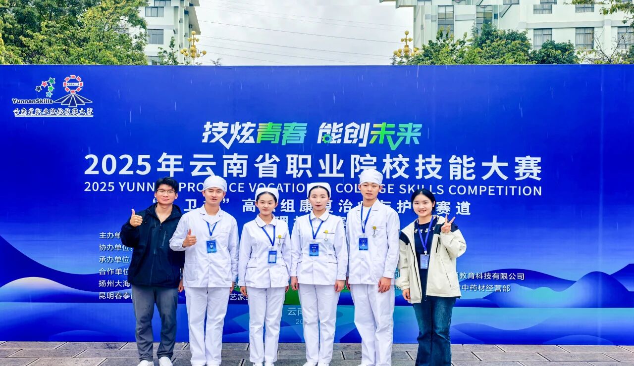 1762852978708084375.jpg 42284c9eaf5f011cedd01d18f7e8bb0a.jpg