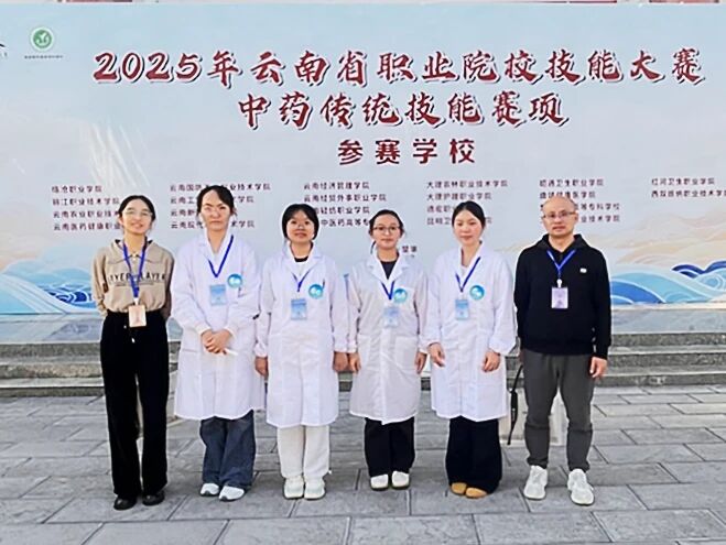 1762853040894041639.jpg ee8a5a8454a4d7445e1aab7f073925ad.jpg